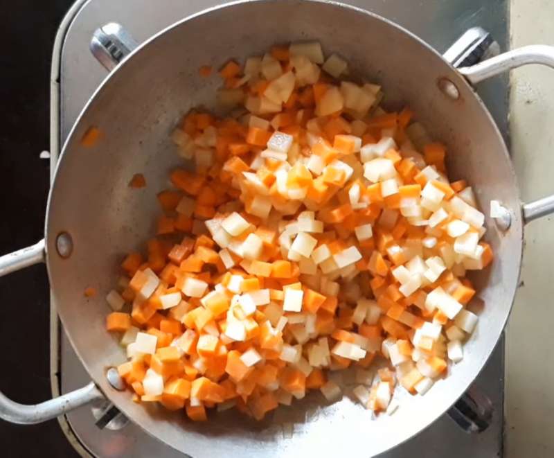Đảo cà rốt, khoai tây