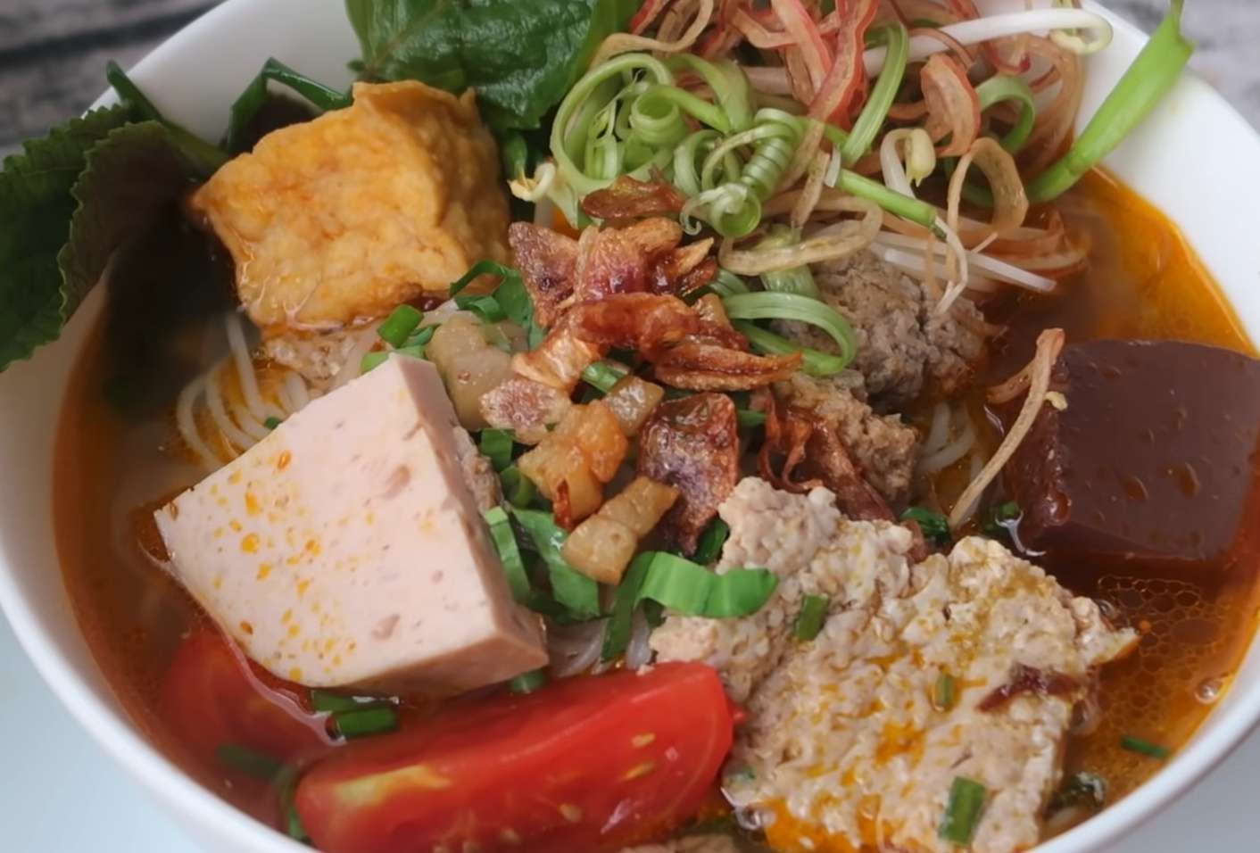 Bún riêu cua đồng truyền thống