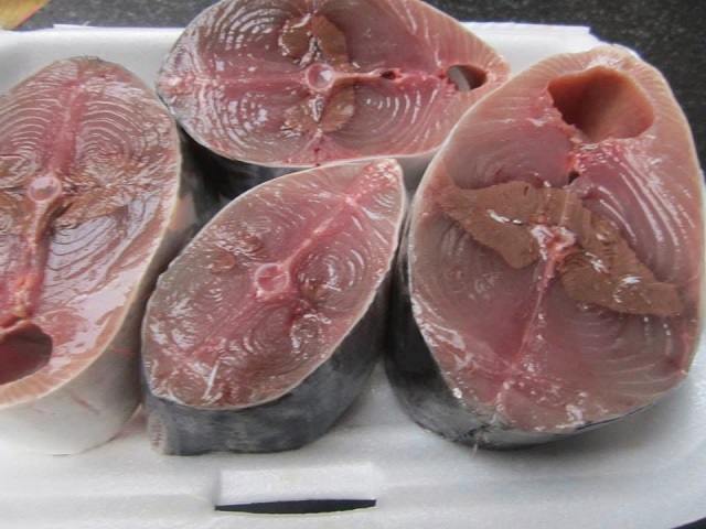 Cá ngừ cắt khúc