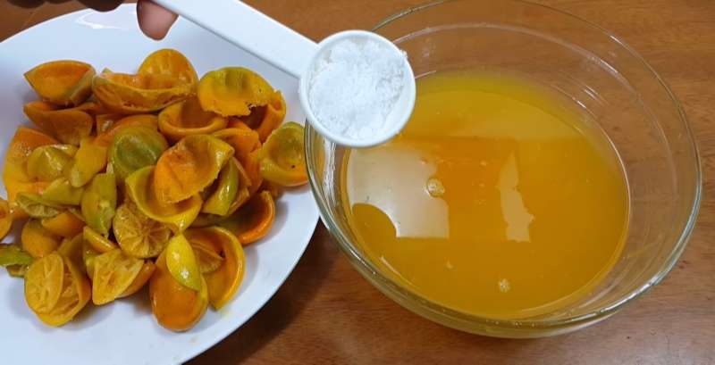 Sơ chế tắc xí muội