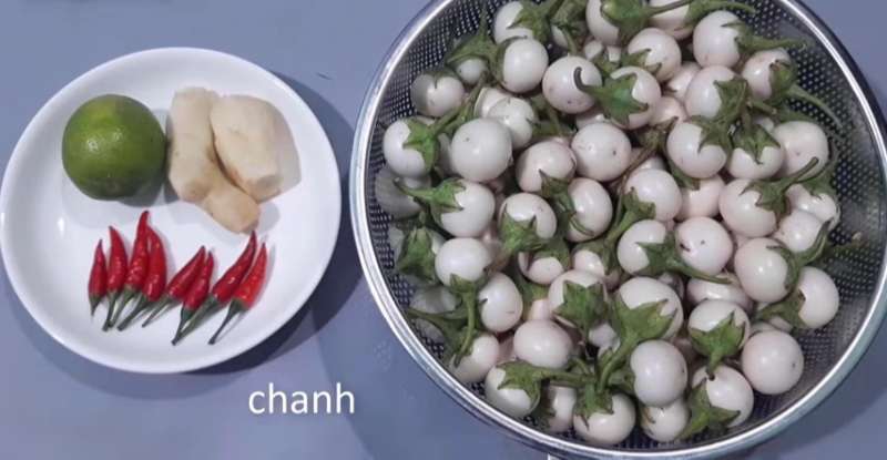 Nguy&ecirc;n liệu muối c&agrave; trắng gi&ograve;n
