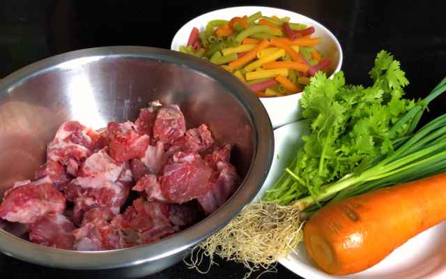 Nguyên liệu nấu nui xương sườn