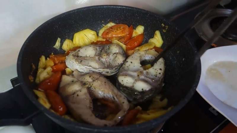 Chiên cá trắm