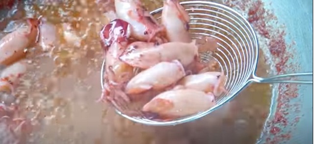 Chiên sơ mực cho thơm
