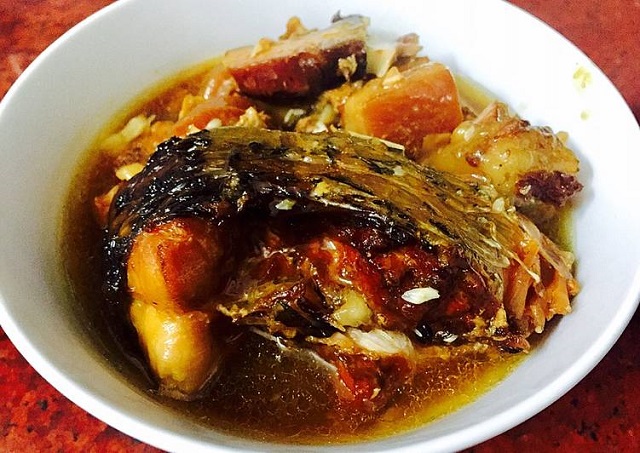 Món cá kho dân dã, không thể thiếu trong bữa cơm gia đình