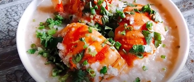 Tô cháo tôm hùm thơm ngon và không kém phần bổ dưỡng