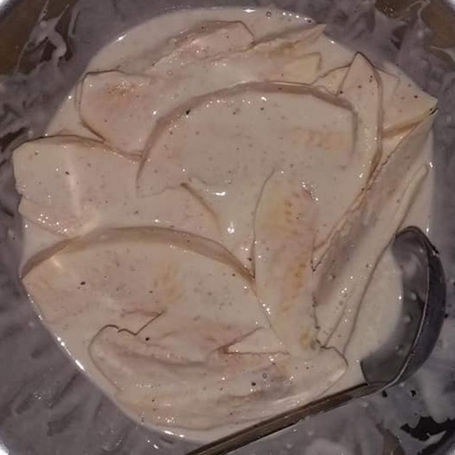 Trộn hỗn hợp bột chiên sake